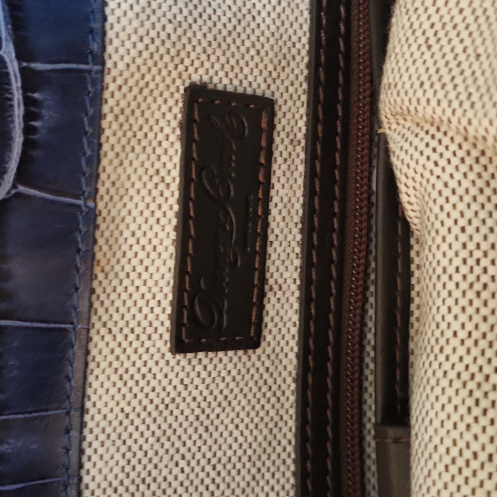 Dooney & Bourke Blue Croco Embossed Leather Logo Lock Hobo Bag - Picture 2 of 11